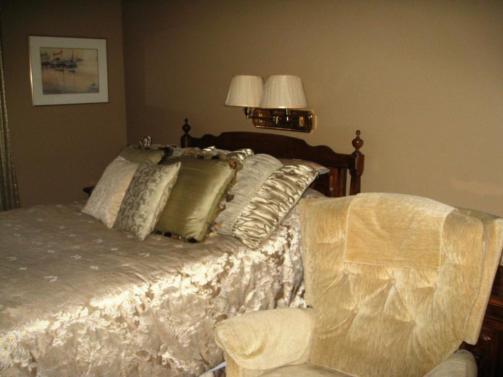 Mcdougall Lane Bed & Breakfast Drumheller Pokój zdjęcie
