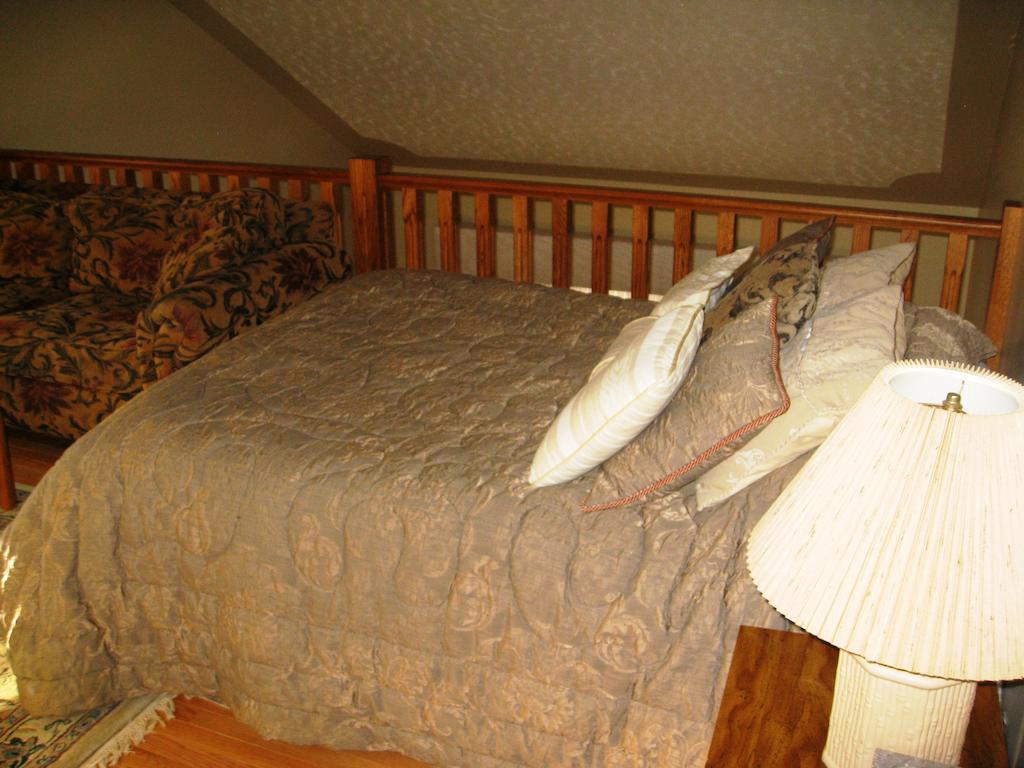 Mcdougall Lane Bed & Breakfast Drumheller Zewnętrze zdjęcie